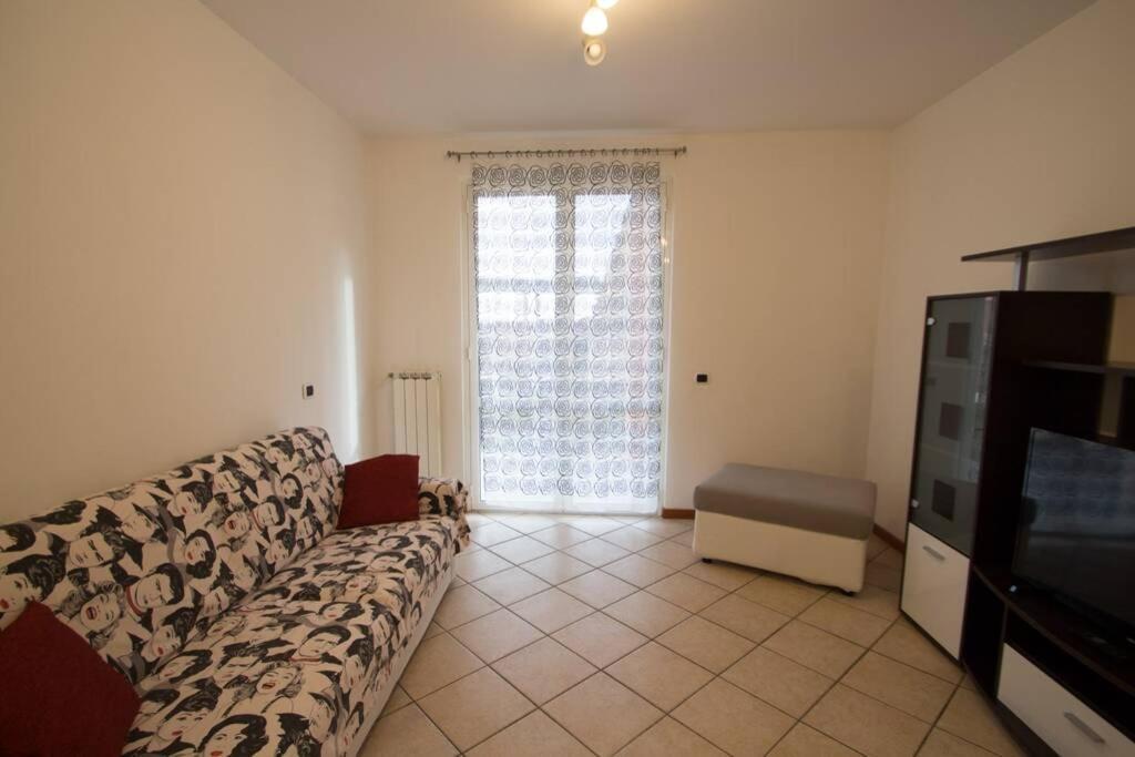 Appartamento Ristrutturato Con Terrazzo Варацце Экстерьер фото